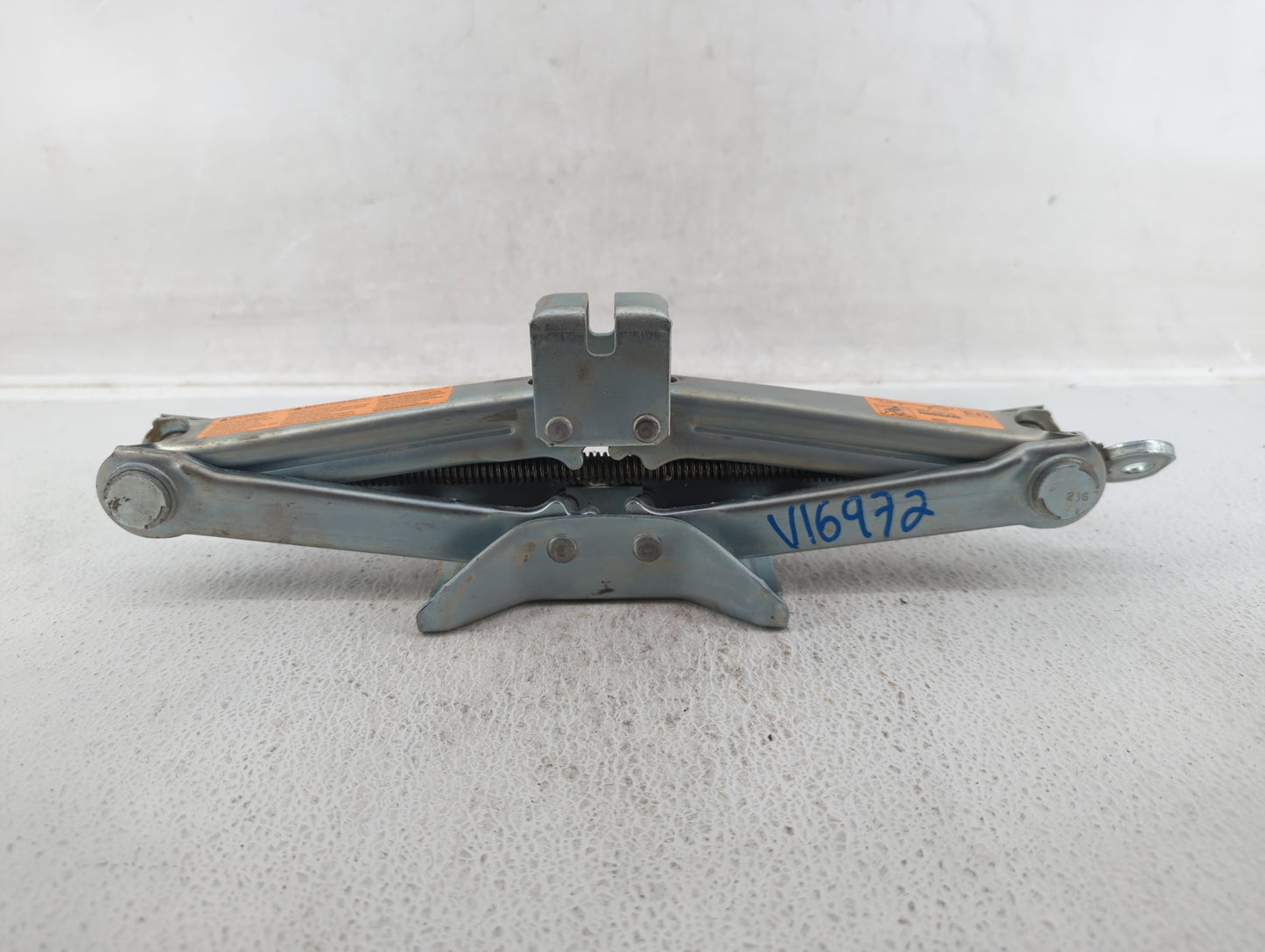 2012 Nissan Juke Spare Scissor Car Jack - Oemusedautoparts1.com