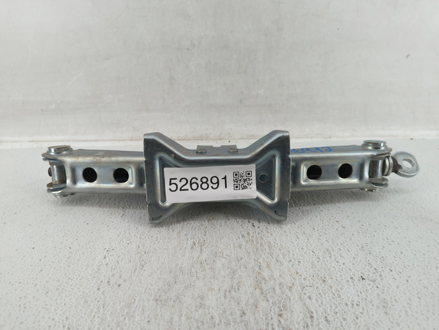 2012 Nissan Juke Spare Scissor Car Jack - Oemusedautoparts1.com