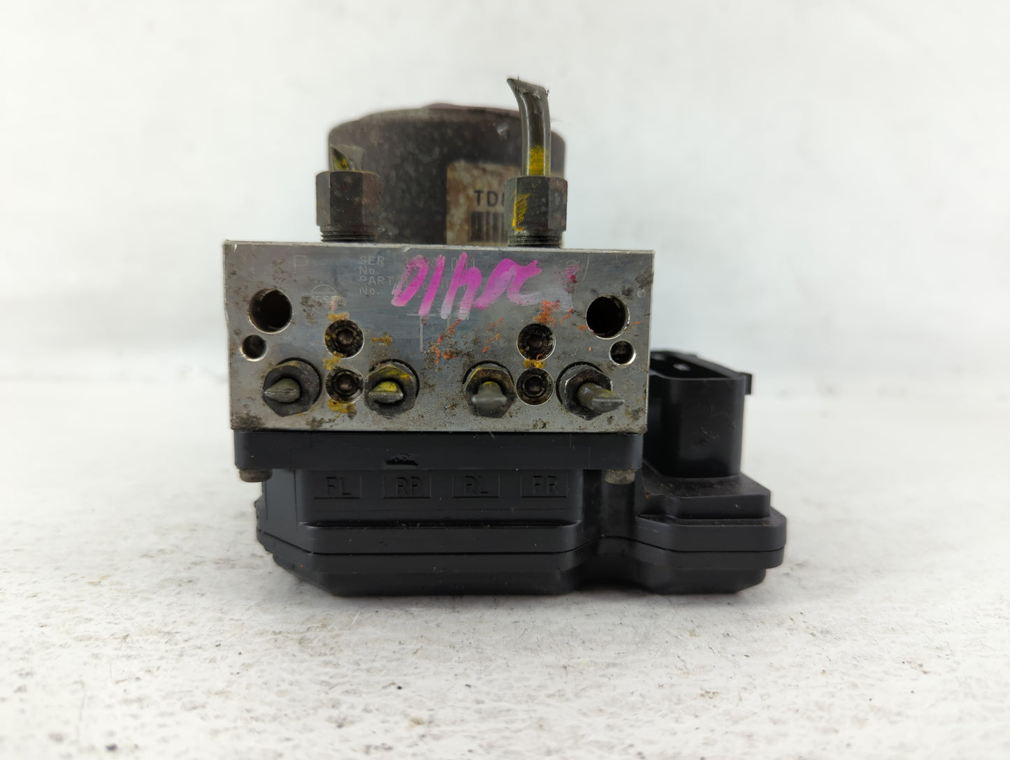 2012-2014 Nissan Juke ABS Pump Control Module Replacement P/N:47660 1KC3B Fits Fits 2012 2013 2014 OEM Used Auto Parts - Oem