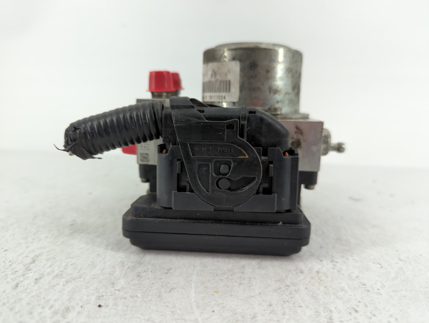 2012-2014 Nissan Juke ABS Pump Control Module Replacement P/N:47660 1K35B Fits Fits 2012 2013 2014 OEM Used Auto Parts - Oem