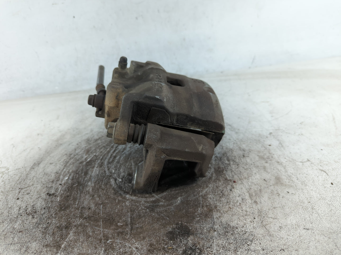 2011-2017 Nissan Juke Front Driver Left Brake Caliper 699983 - Oemusedautoparts1.com