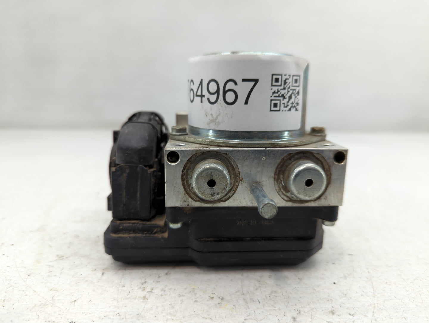 2012-2014 Nissan Juke ABS Pump Control Module Replacement P/N:21060600 TD8405 Fits Fits 2012 2013 2014 OEM Used Auto Parts -