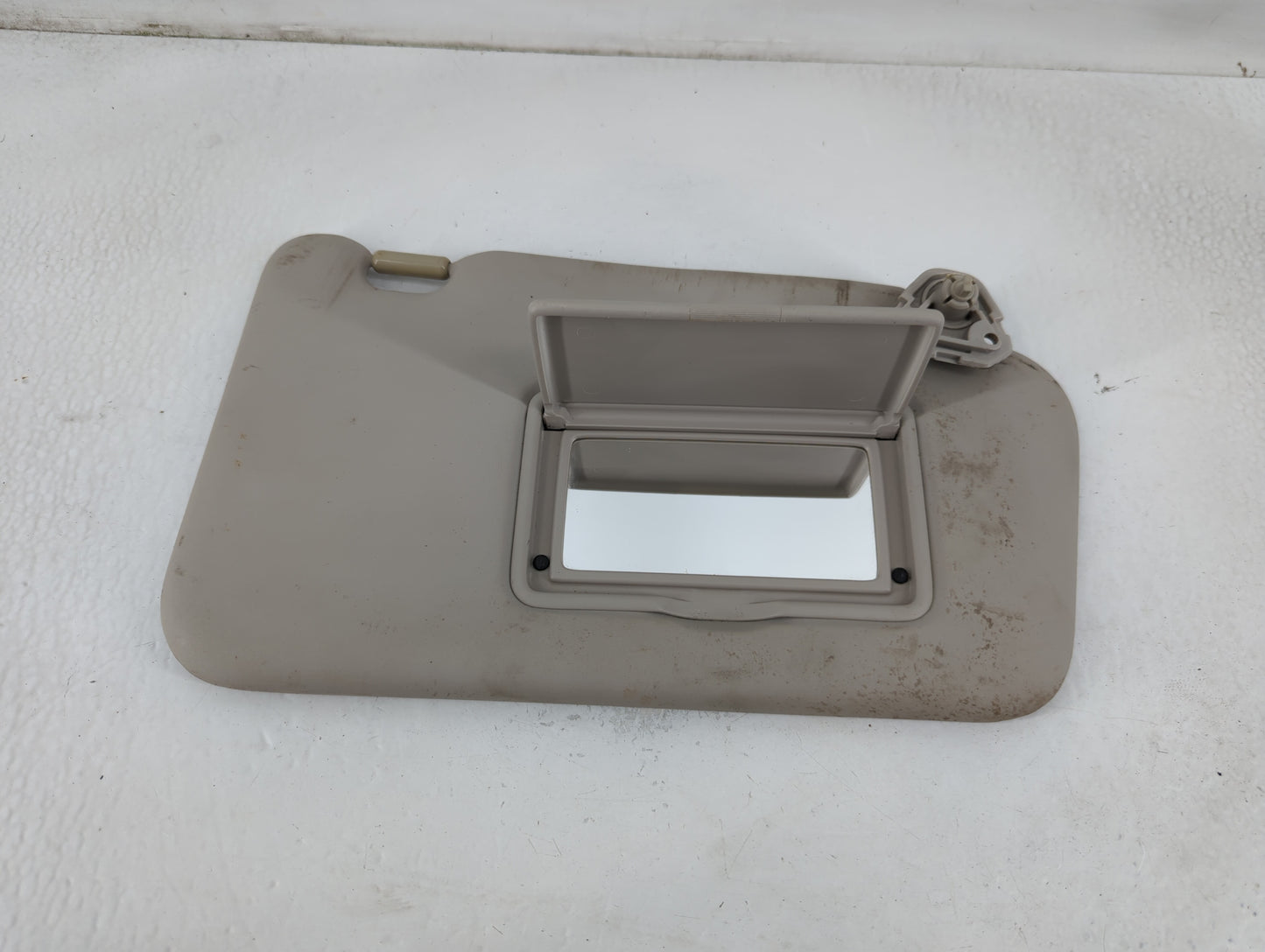 2011-2013 Nissan Juke Sun Visor Shade Replacement Passenger Right Mirror Fits Fits 2011 2012 2013 OEM Used Auto Parts - Oemu