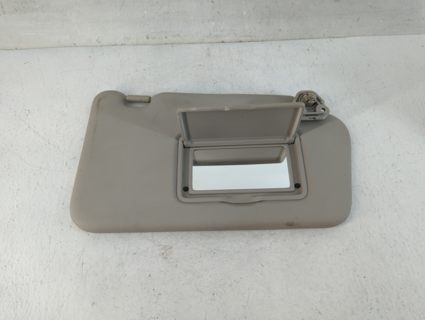 2011-2013 Nissan Juke Sun Visor Shade Replacement Passenger Right Mirror Fits Fits 2011 2012 2013 OEM Used Auto Parts - Oemu