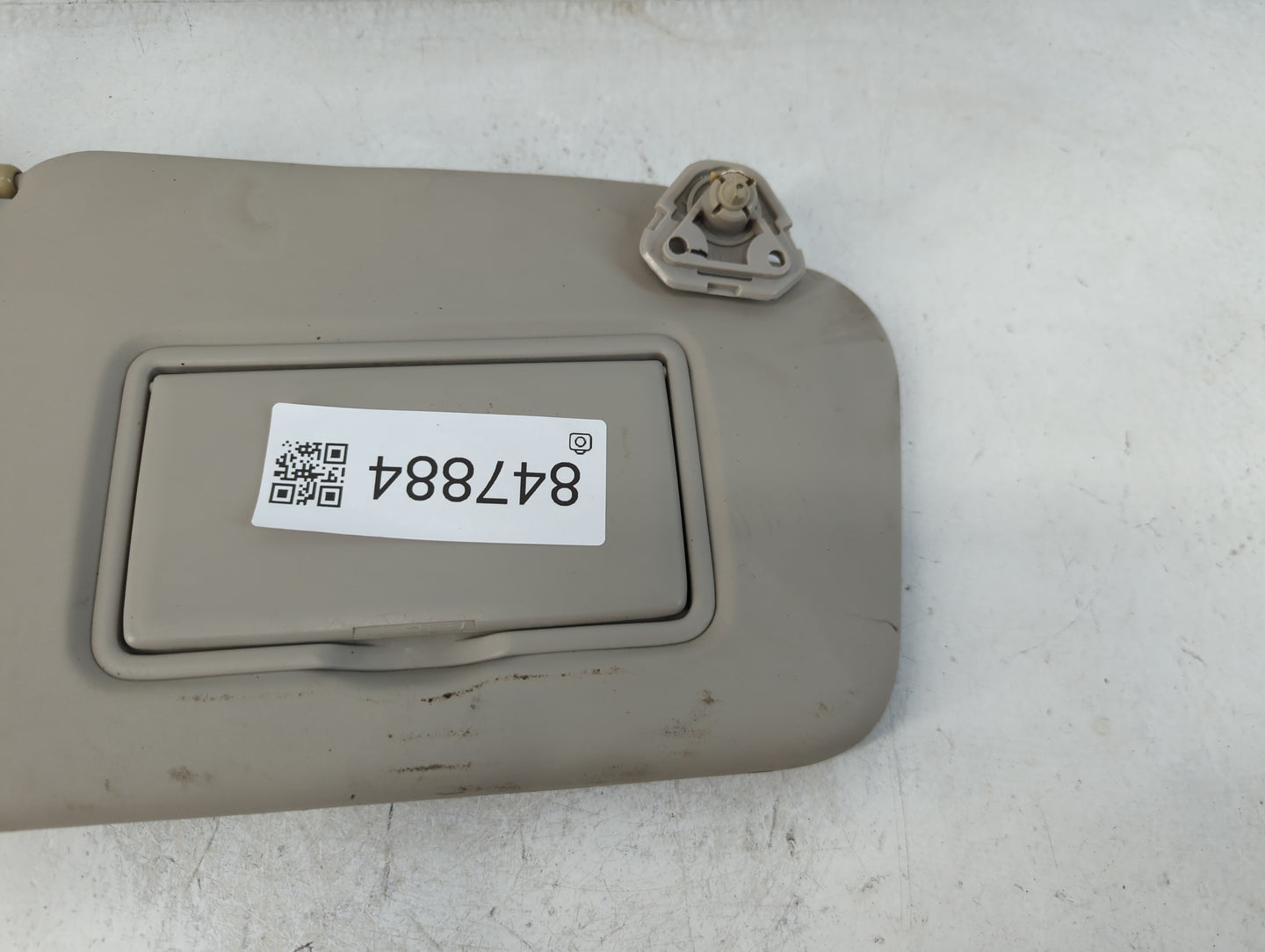 2011-2013 Nissan Juke Sun Visor Shade Replacement Passenger Right Mirror Fits Fits 2011 2012 2013 OEM Used Auto Parts - Oemu