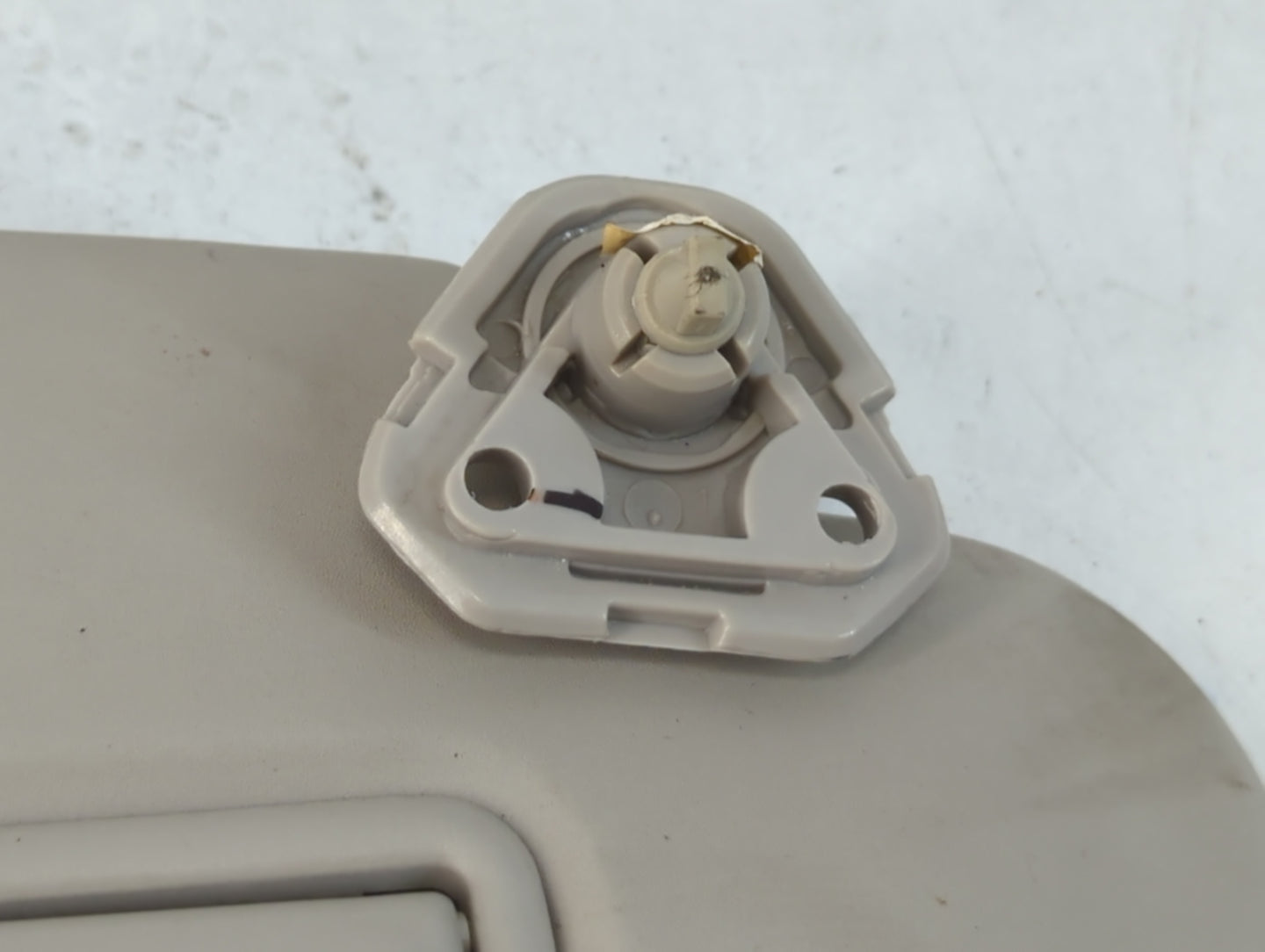 2011-2013 Nissan Juke Sun Visor Shade Replacement Passenger Right Mirror Fits Fits 2011 2012 2013 OEM Used Auto Parts - Oemu