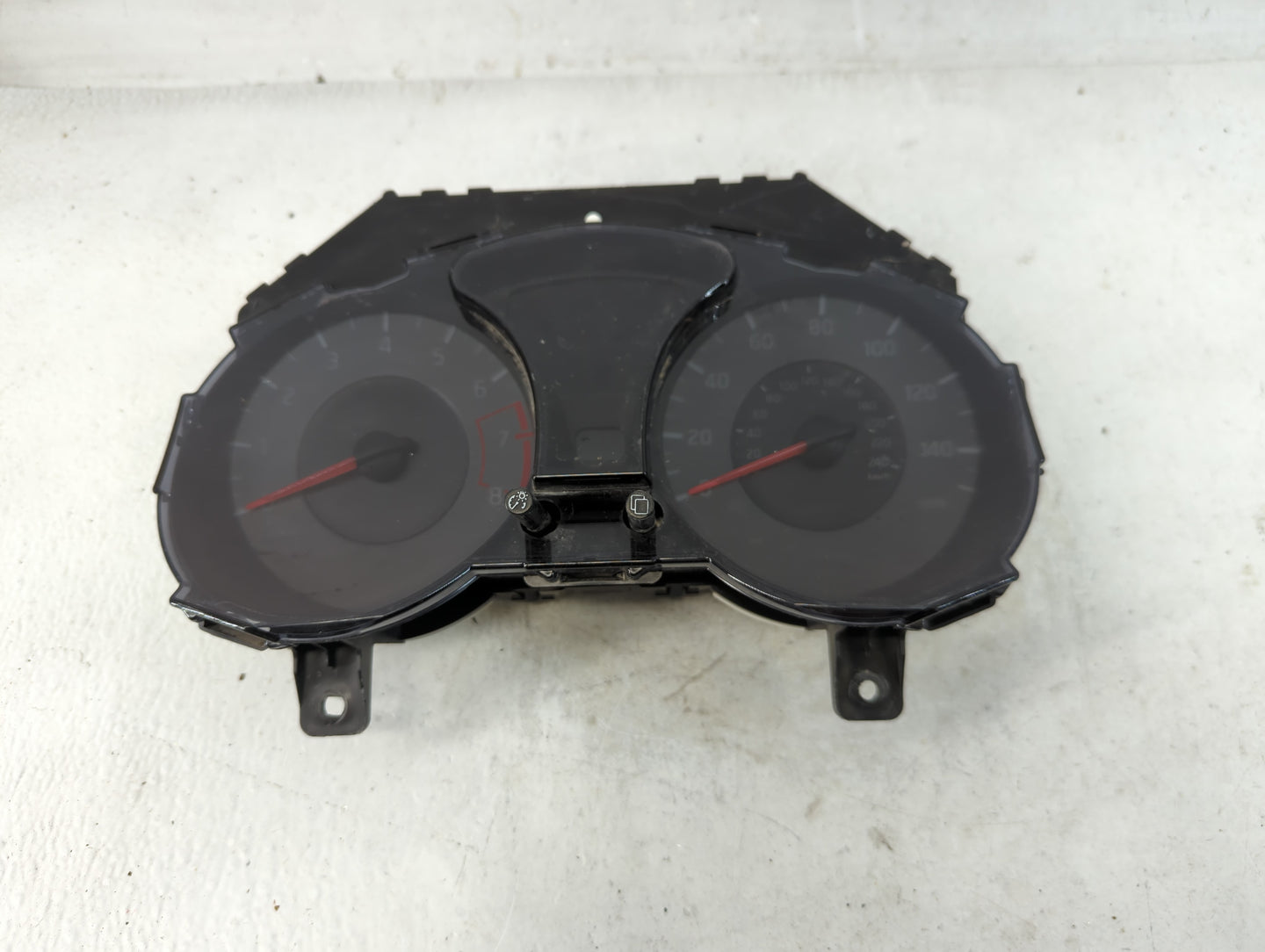 2012-2014 Nissan Juke Instrument Cluster Speedometer Gauges P/N:1TU0B/V7EB Fits Fits 2012 2013 2014 OEM Used Auto Parts - Oe