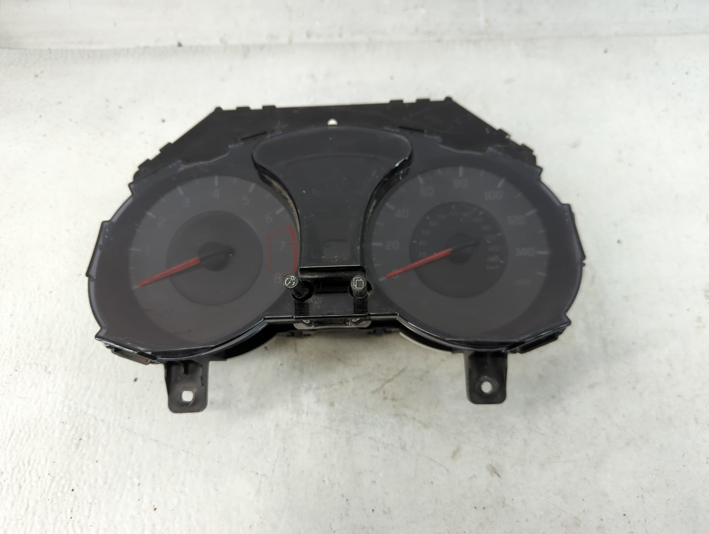 2012-2014 Nissan Juke Instrument Cluster Speedometer Gauges P/N:1TU0B/V7EB Fits Fits 2012 2013 2014 OEM Used Auto Parts - Oe