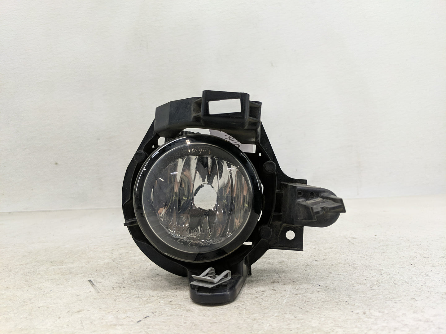 2011-2012 Nissan Leaf Driver Left Oem Fog Light Lamp - Oemusedautoparts1.com