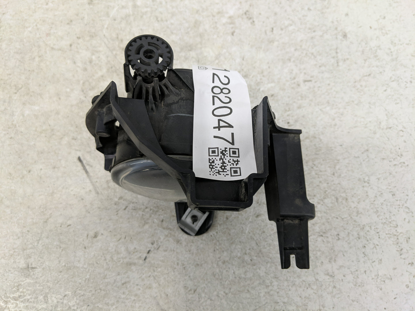 2011-2012 Nissan Leaf Driver Left Oem Fog Light Lamp - Oemusedautoparts1.com