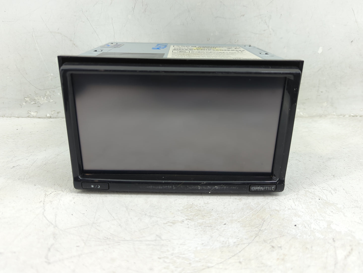 2012 Nissan Leaf Am Fm Cd Player Radio Receiver - Oemusedautoparts1.com