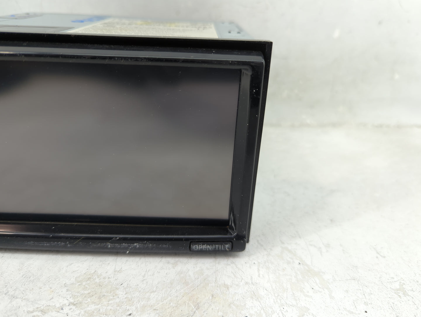 2012 Nissan Leaf Am Fm Cd Player Radio Receiver - Oemusedautoparts1.com