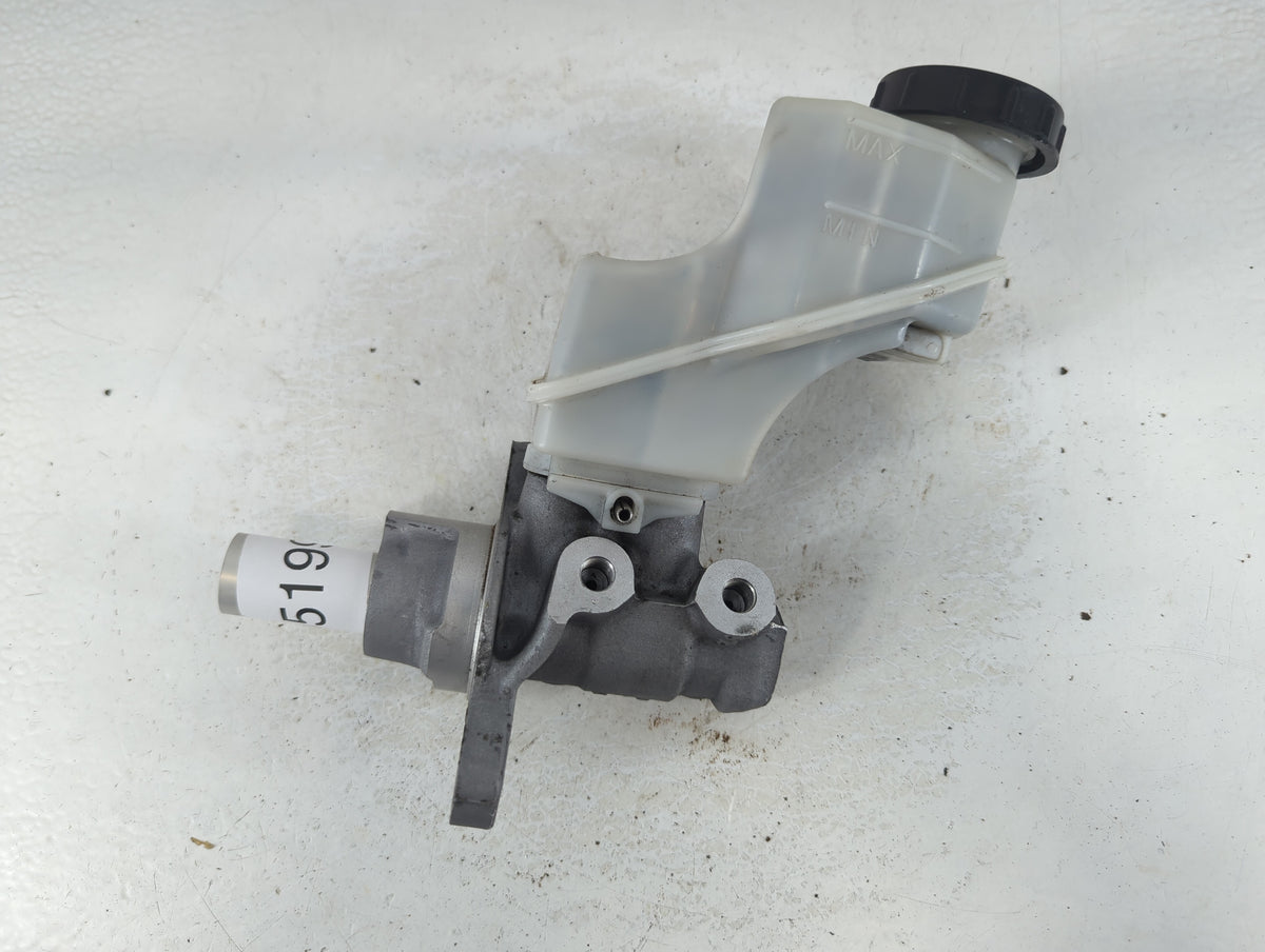 2009-2014 Nissan Maxima Brake Master Cylinder 1051997 - Oemusedautoparts1.com