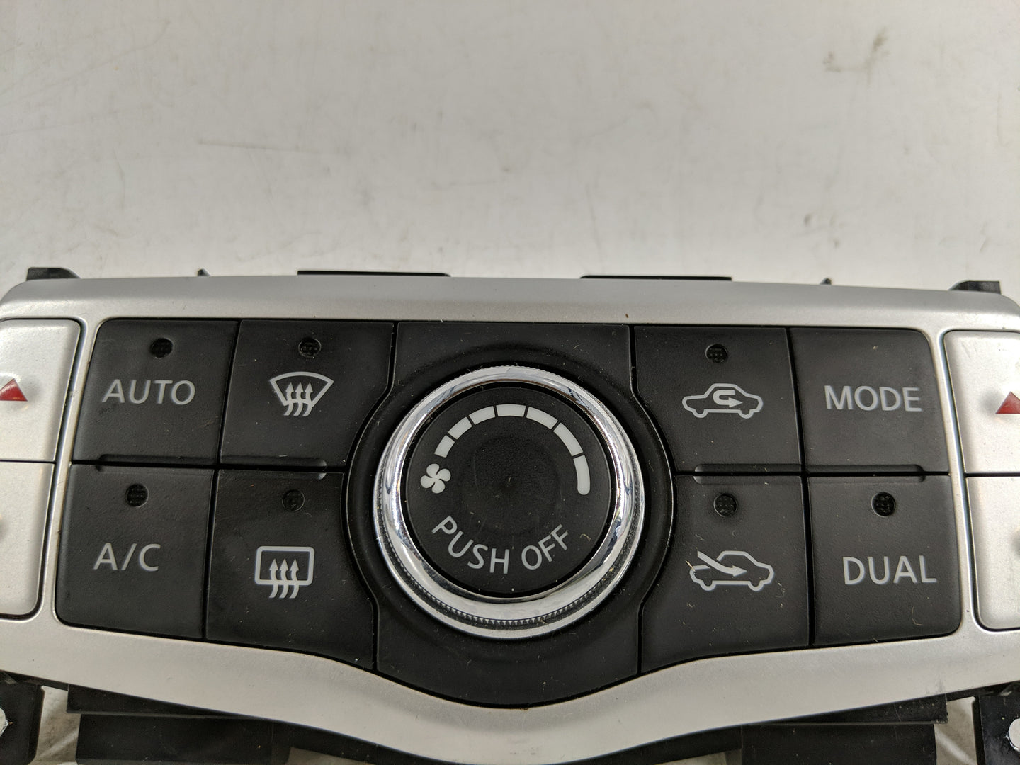 2009-2014 Nissan Maxima Climate Control Module Temperature AC/Heater Replacement P/N:27500 9N01A Fits OEM Used Auto Parts - 