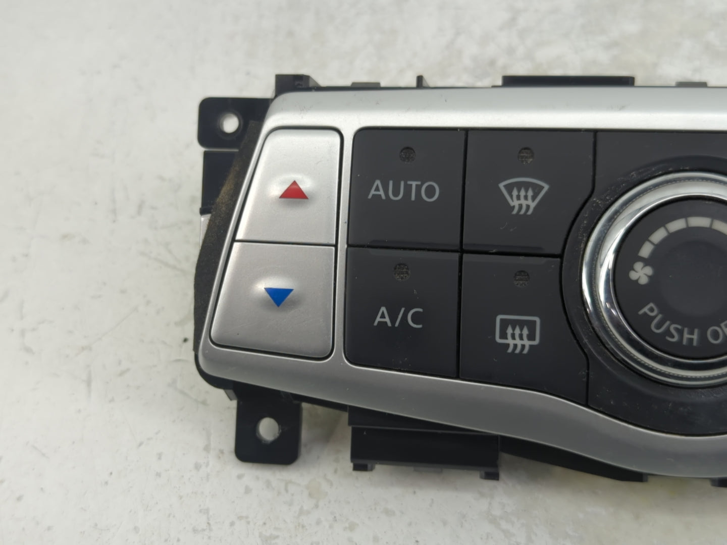 2012 Nissan Maxima Climate Control Module Temperature AC/Heater Replacement P/N:27500 9N01A Fits OEM Used Auto Parts - Oemus