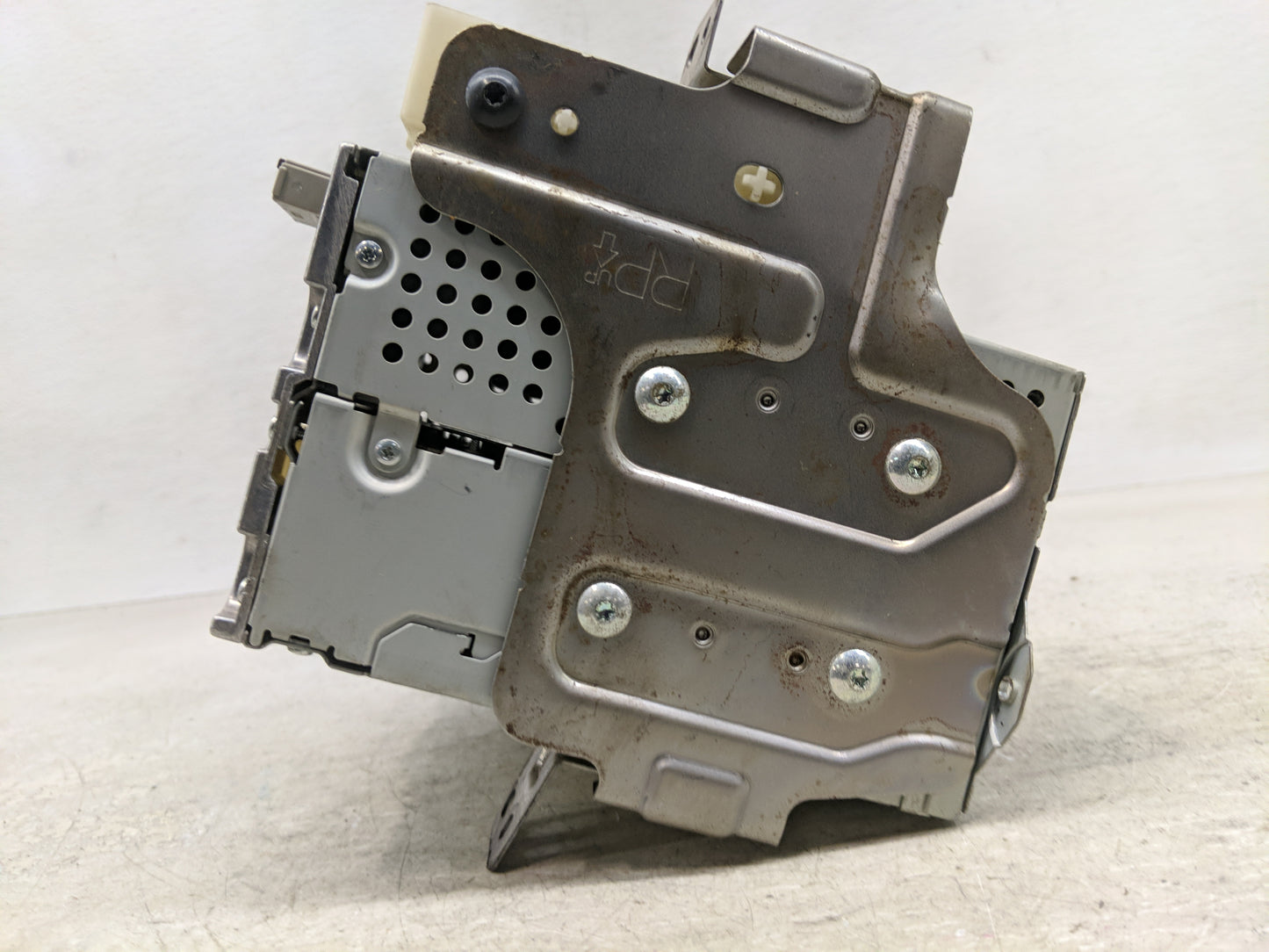 2012 Nissan Maxima Radio AM FM Cd Player Receiver Replacement P/N:2591A ZX76A Fits OEM Used Auto Parts - Oemusedautoparts1.c