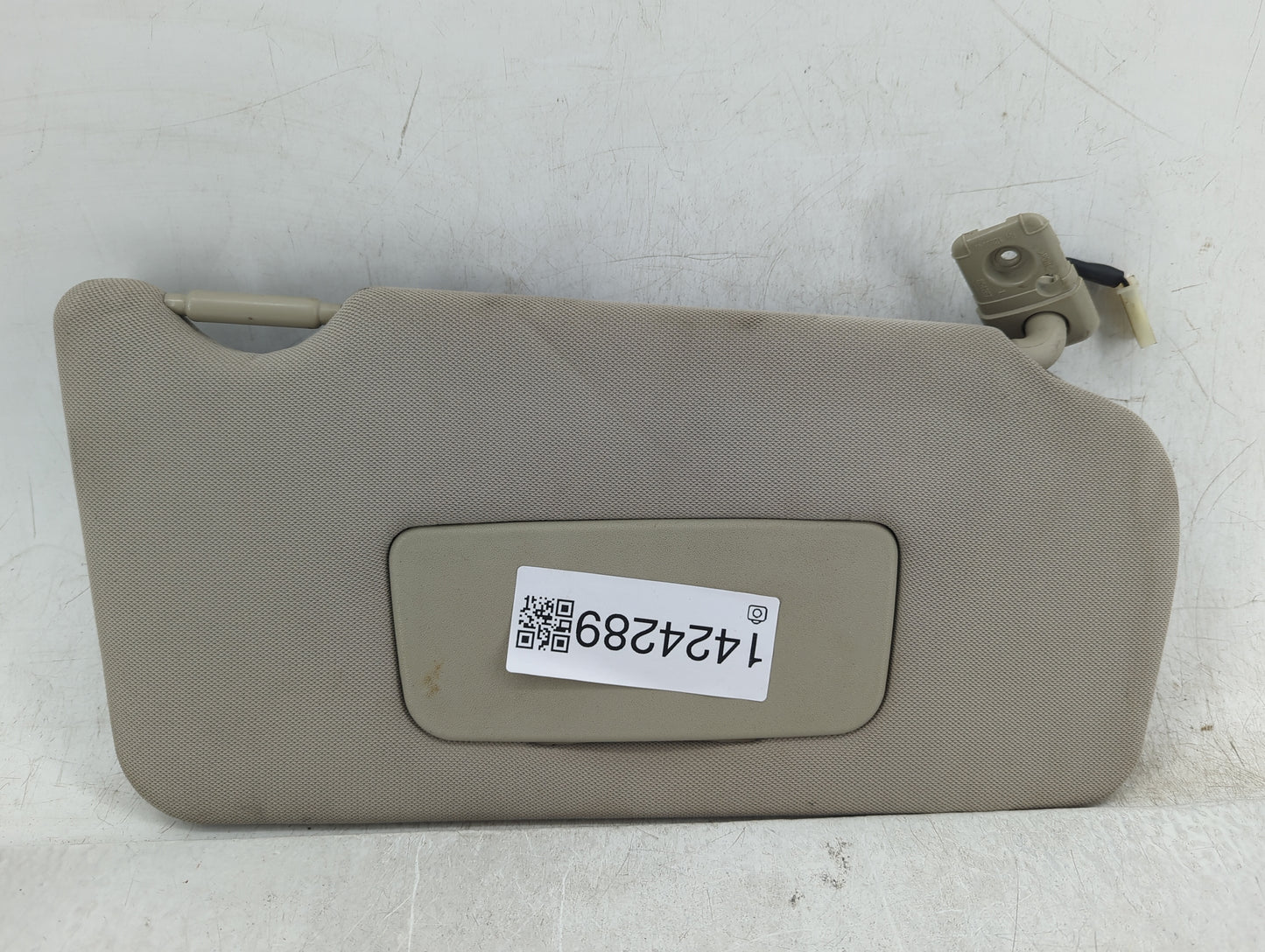 2009-2012 Nissan Maxima Sun Visor Shade Replacement Passenger Right Mirror Fits Fits 2009 2010 2011 2012 OEM Used Auto Parts