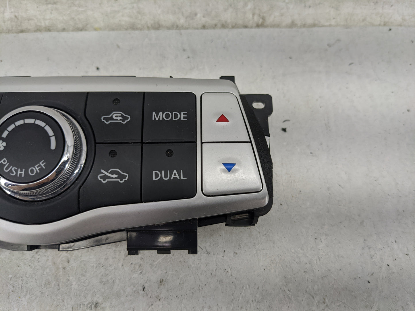 2012 Nissan Maxima Climate Control Module Temperature AC/Heater Replacement P/N:275009N01A A02000A9700001 Fits OEM Used Auto