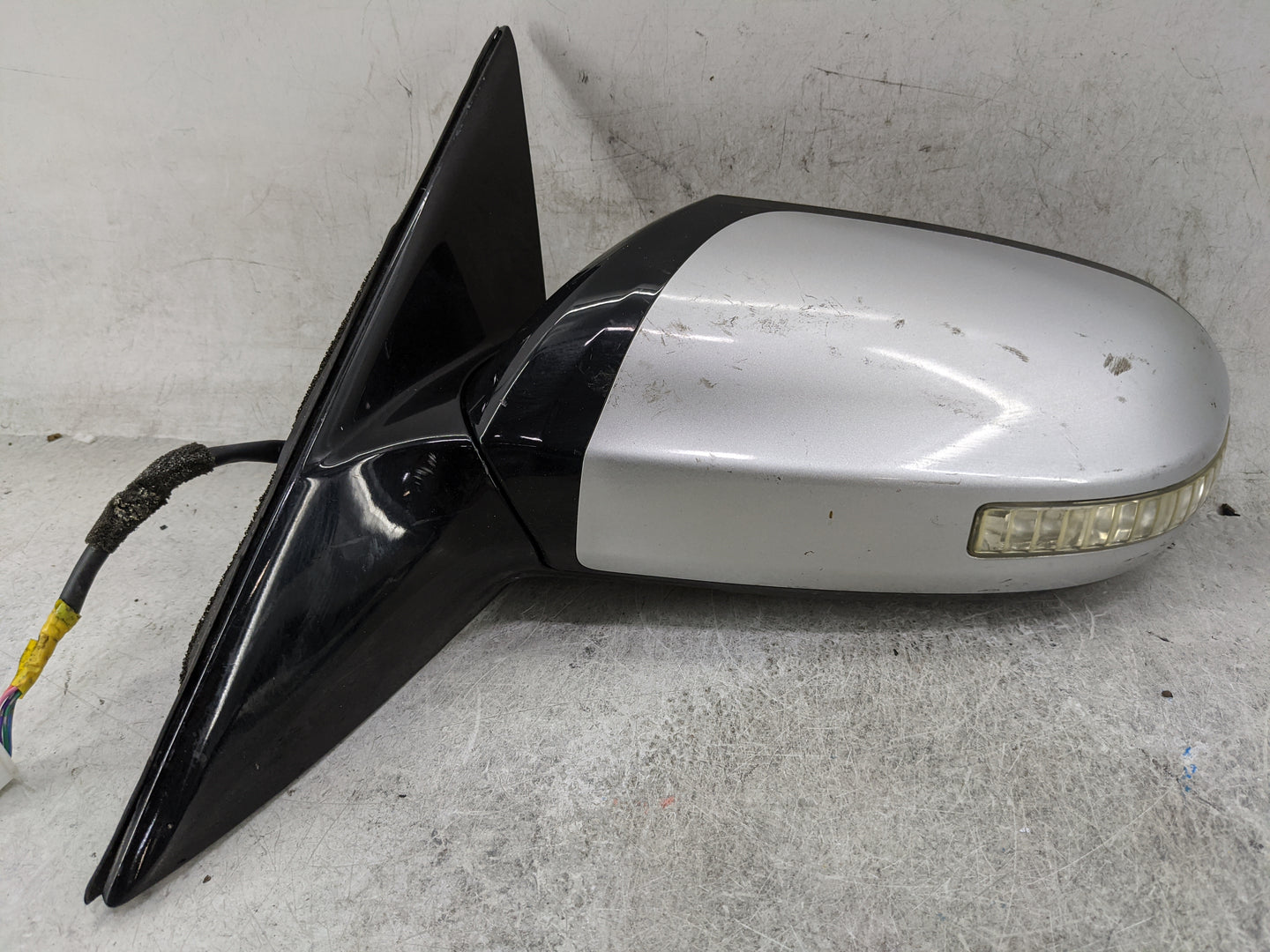 2009-2014 Nissan Maxima Driver Side View Mirror - Left Door Mirror OEM Used - Oemusedautoparts1.com