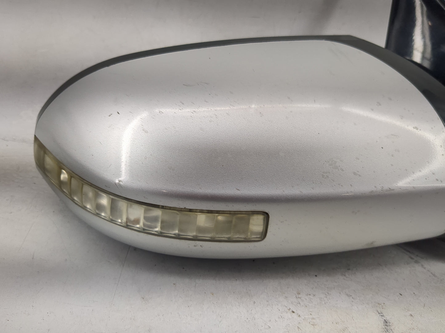 2009-2014 Nissan Maxima Passenger Side View Mirror - Right Door Mirror OEM Used - Oemusedautoparts1.com
