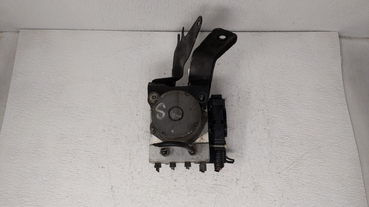 2011 Nissan Maxima Anti-Lock Brake ABS Pump Module Actuator OEM P/N:47660 7Y90C Fits OEM Used Auto Parts - Oemusedautoparts1