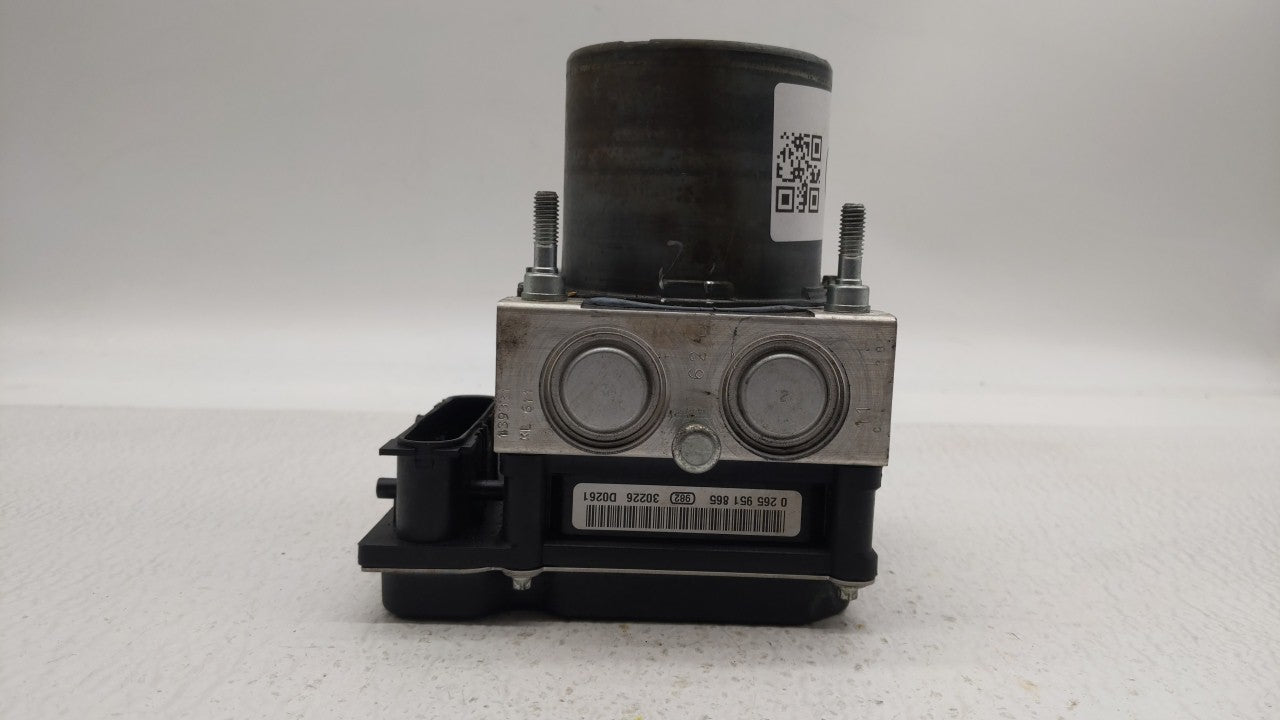 2011-2013 Nissan Maxima ABS Pump Control Module Replacement P/N:47660-ZY906 47660 ZY90C Fits Fits 2011 2012 2013 OEM Used Au