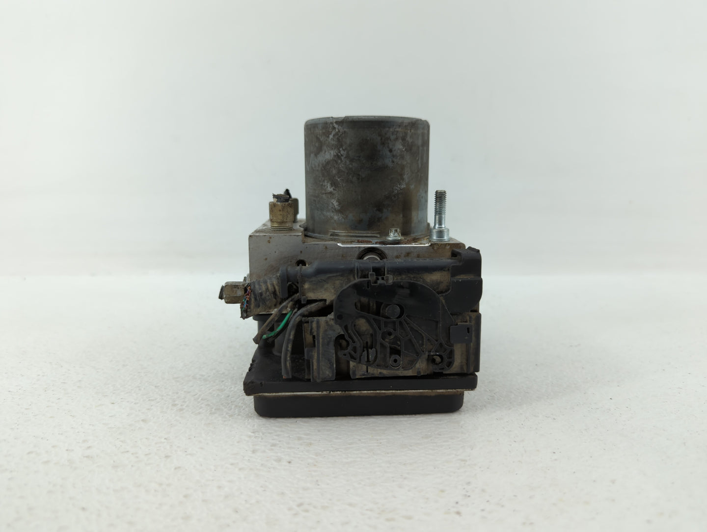 2011 Nissan Maxima ABS Pump Control Module Replacement P/N:47660 7Y90C 47660 ZY70A Fits OEM Used Auto Parts - Oemusedautopar