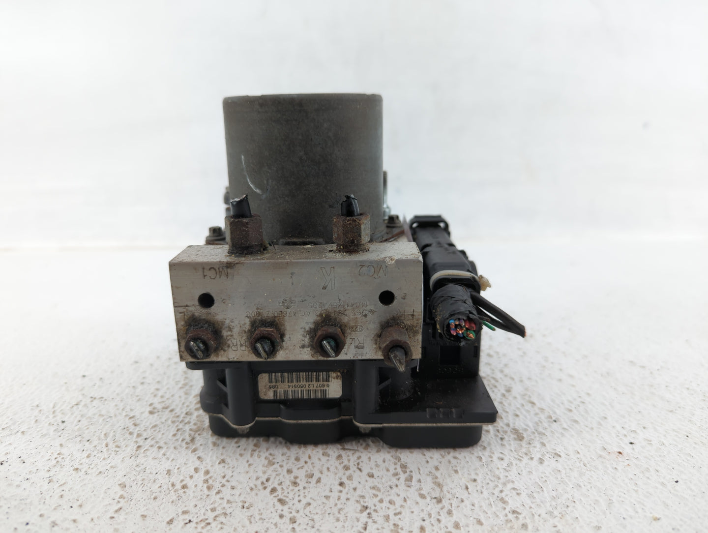 2011-2013 Nissan Maxima ABS Pump Control Module Replacement P/N:47660 ZY70A 47660-ZY906, 47660 ZY90C Fits Fits 2011 2012 201