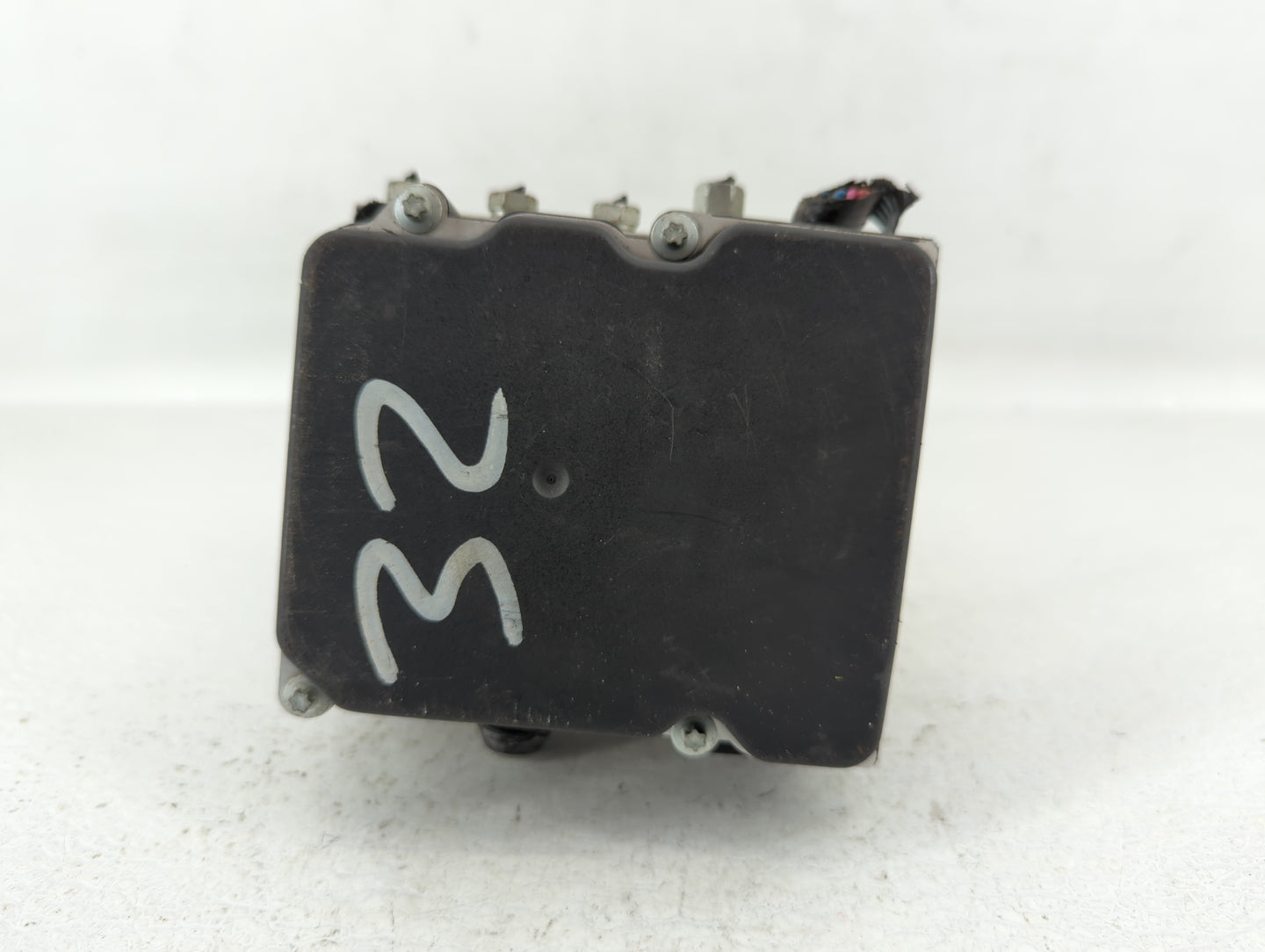 2011-2013 Nissan Maxima ABS Pump Control Module Replacement P/N:47660 ZY90C 47660 ZY70A, 47660-ZY906 Fits Fits 2011 2012 201