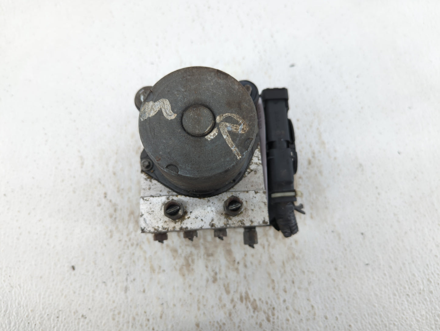 2011-2013 Nissan Maxima ABS Pump Control Module Replacement P/N:47660 ZY90C Fits Fits 2011 2012 2013 OEM Used Auto Parts - O