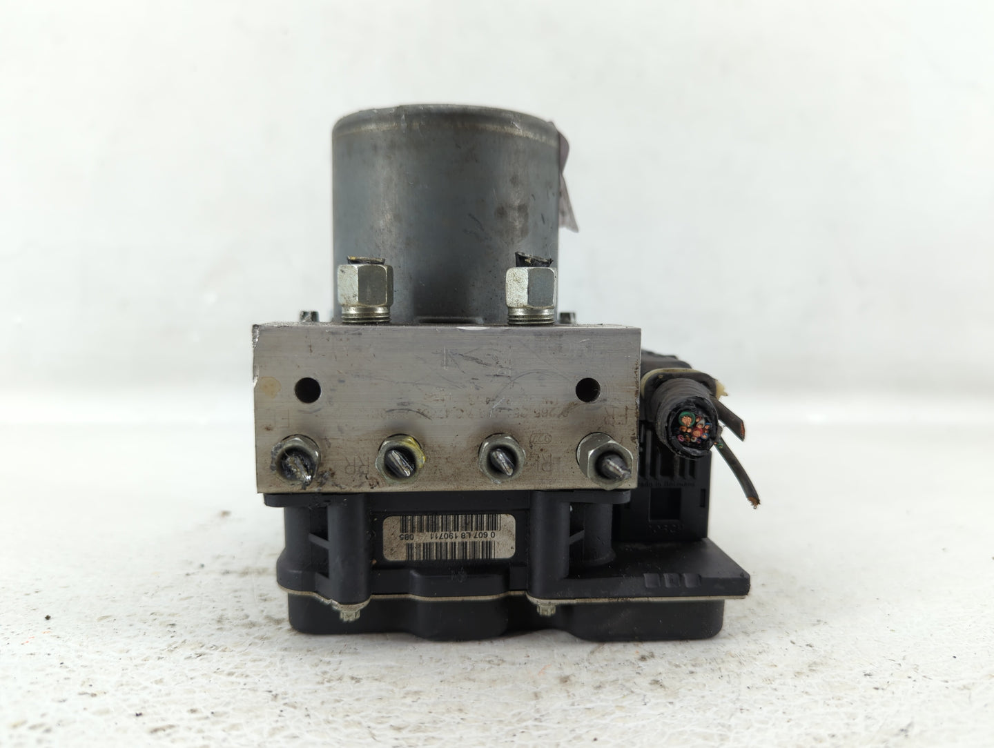 2011-2013 Nissan Maxima ABS Pump Control Module Replacement P/N:47660 ZY90C Fits Fits 2011 2012 2013 OEM Used Auto Parts - O