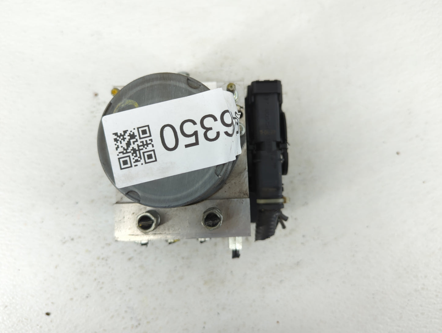 2011-2013 Nissan Maxima ABS Pump Control Module Replacement P/N:47660 ZY90C Fits Fits 2011 2012 2013 OEM Used Auto Parts - O