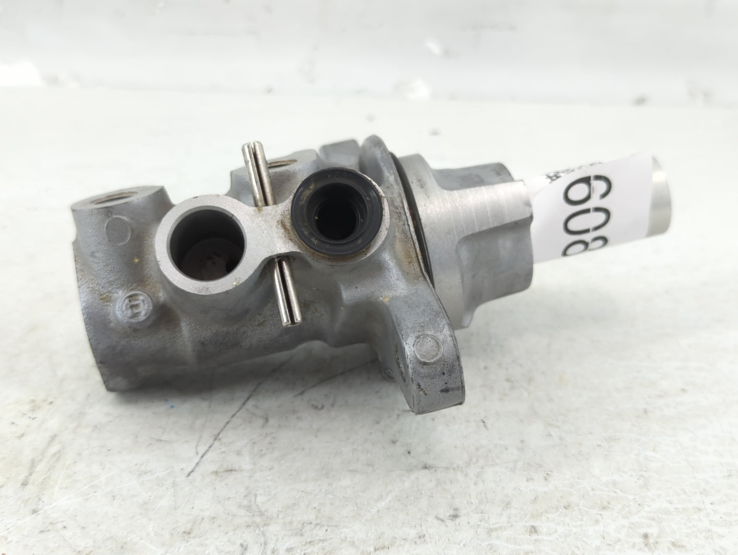 2009-2014 Nissan Maxima Brake Master Cylinder - Oemusedautoparts1.com