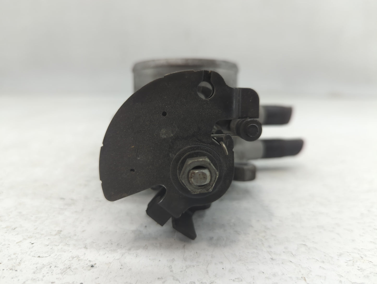 2009-2014 Nissan Maxima Throttle Body P/N:35170-26910 Fits Fits 2009 2010 2011 2012 2013 2014 OEM Used Auto Parts - Oemuseda