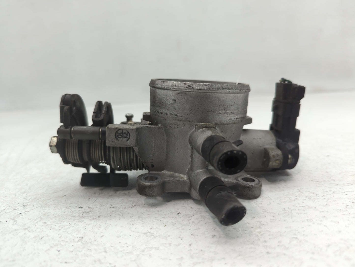 2009-2014 Nissan Maxima Throttle Body P/N:35170-26910 Fits Fits 2009 2010 2011 2012 2013 2014 OEM Used Auto Parts - Oemuseda