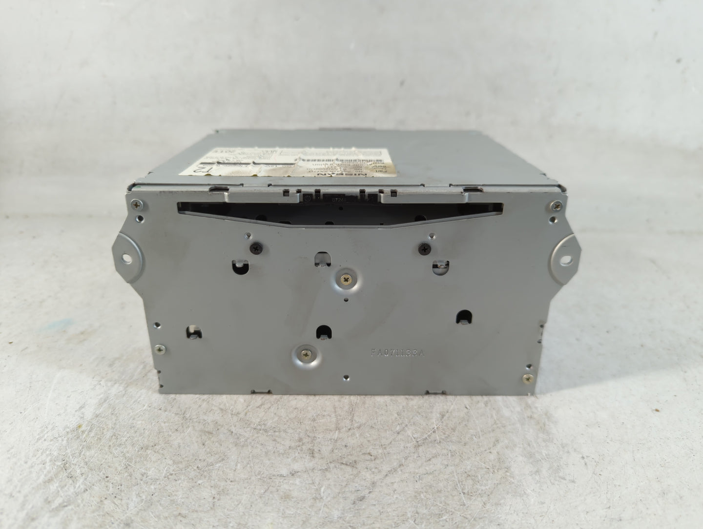 2012-2013 Nissan Maxima Radio AM FM Cd Player Receiver Replacement P/N:2591A ZX77D Fits Fits 2012 2013 OEM Used Auto Parts -