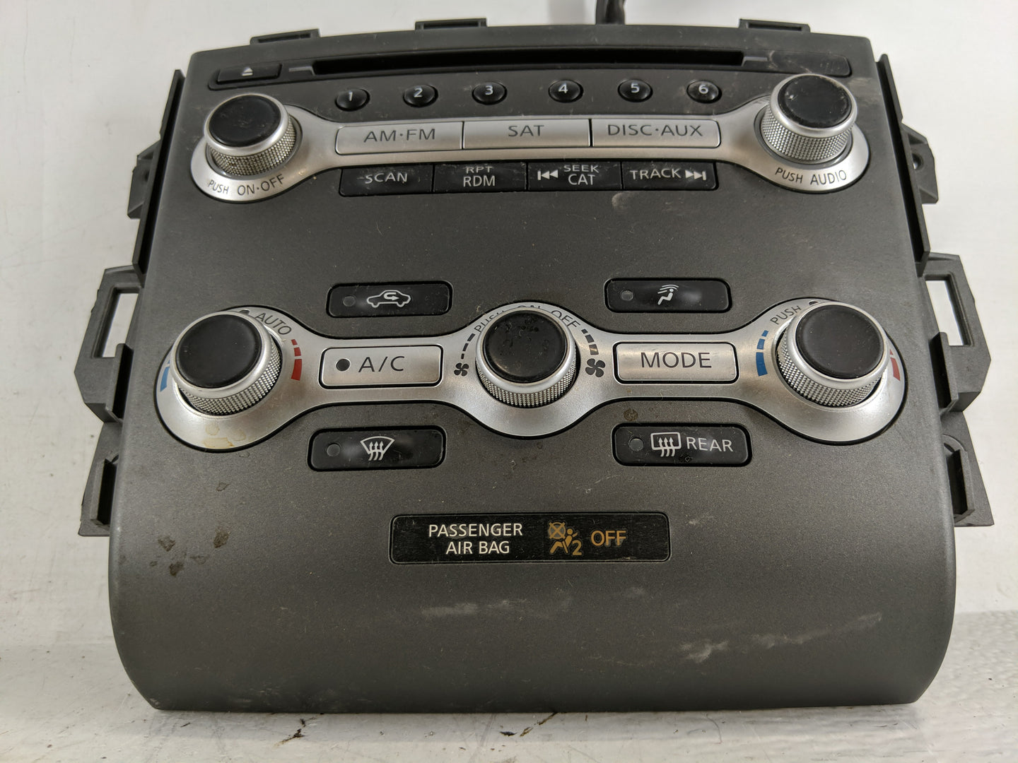 2011-2014 Nissan Murano Radio AM FM Cd Player Receiver Replacement Fits Fits 2011 2012 2013 2014 OEM Used Auto Parts - Oemus