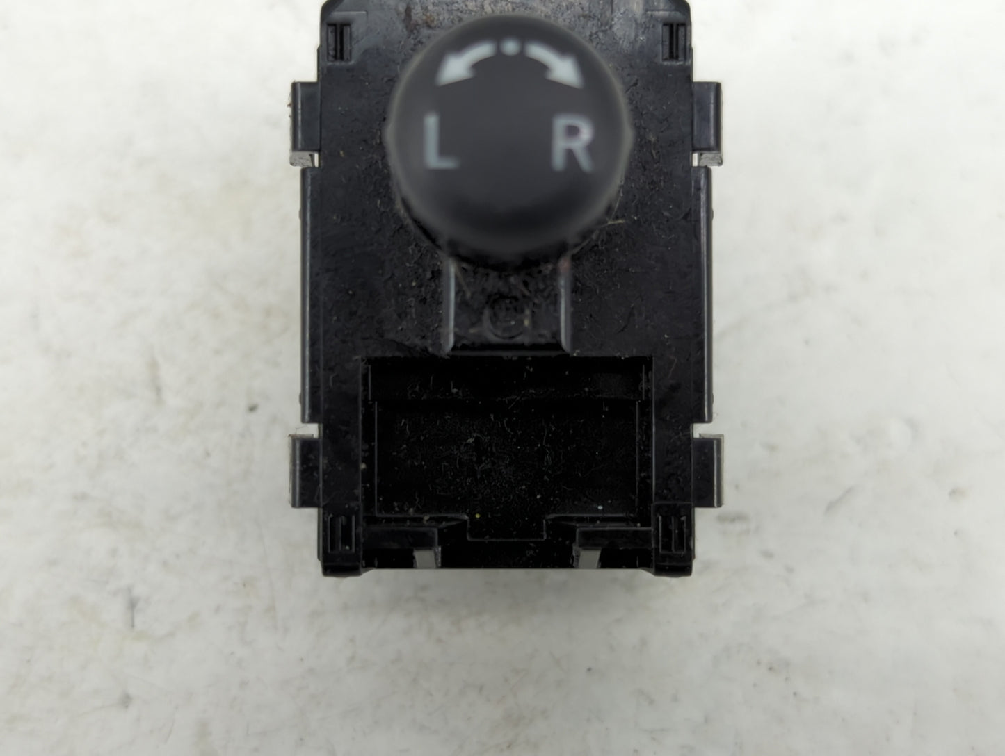 2009-2014 Nissan Murano Master Power Window Switch Replacement Driver Side Left Fits OEM Used Auto Parts - Oemusedautoparts1