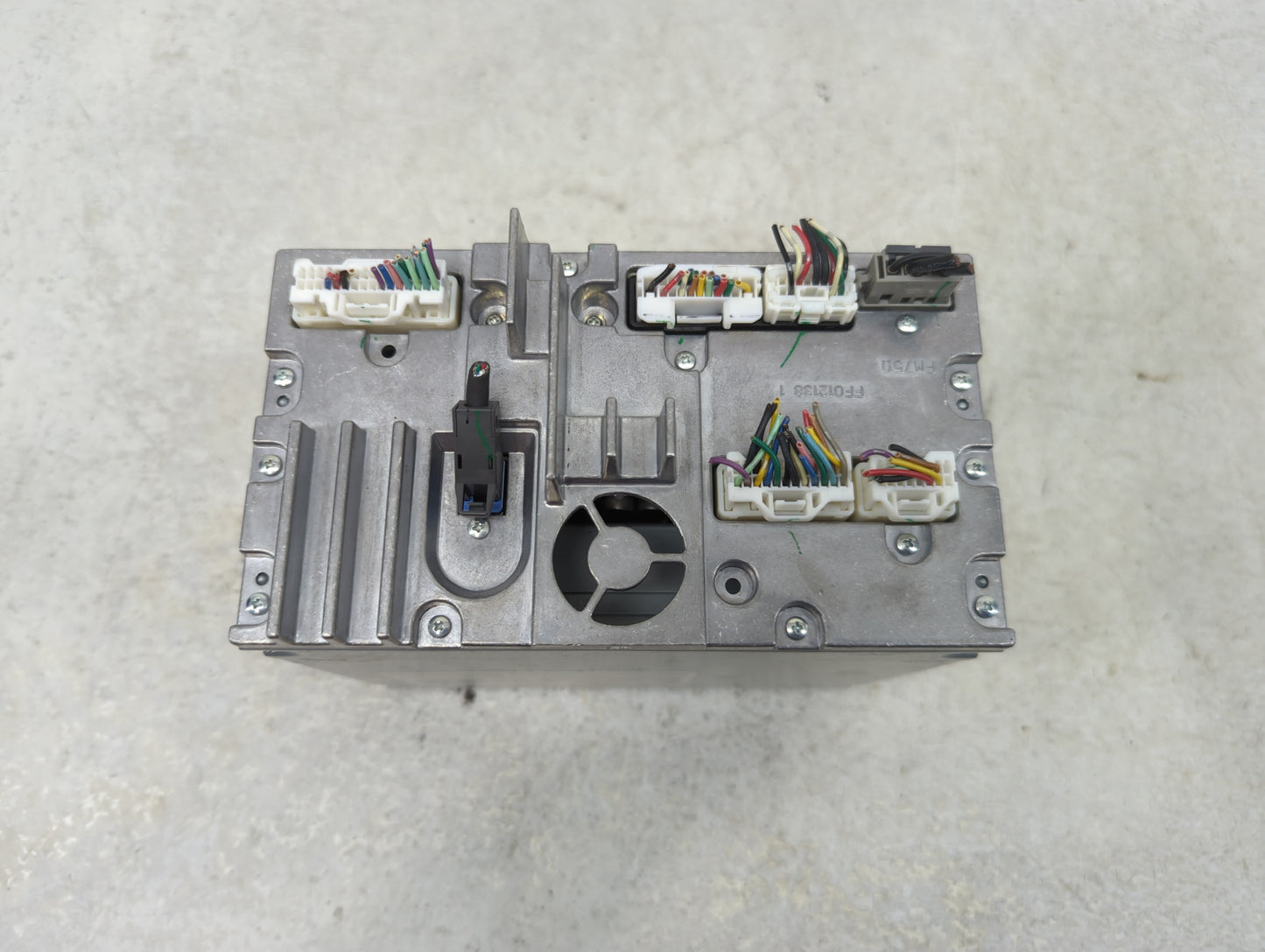 2011-2012 Nissan Murano Radio AM FM Cd Player Receiver Replacement P/N:2591A 1SX5A Fits Fits 2010 2011 2012 OEM Used Auto Pa