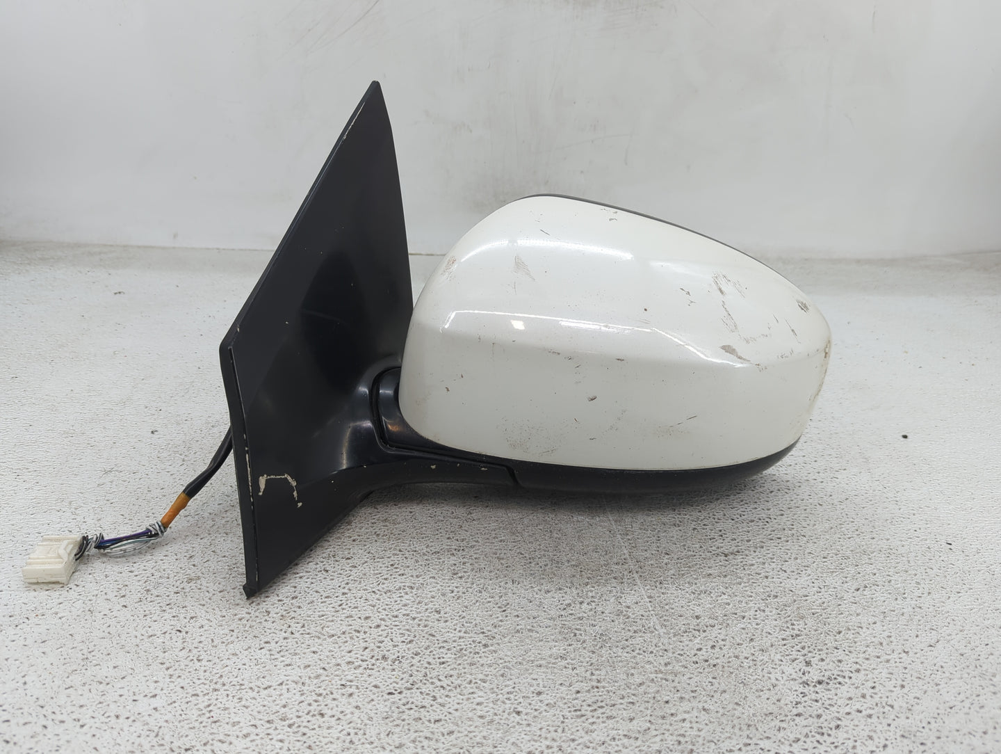 2009-2014 Nissan Murano Driver Side View Mirror - Left Door Mirror OEM Used - Oemusedautoparts1.com