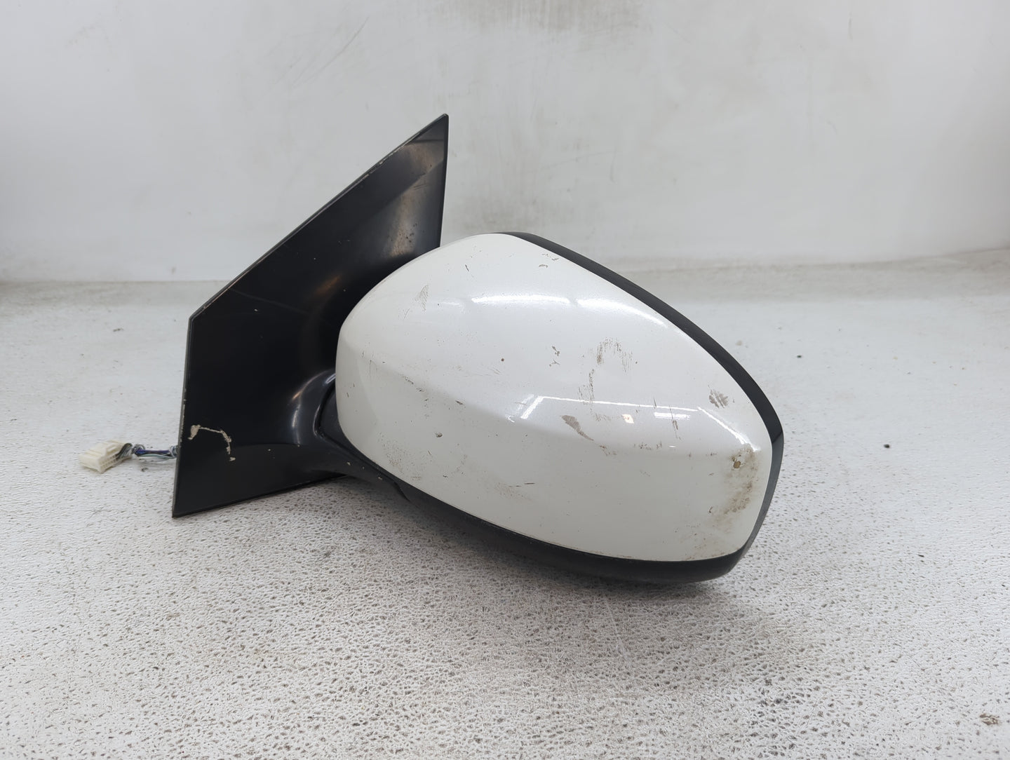 2009-2014 Nissan Murano Driver Side View Mirror - Left Door Mirror OEM Used - Oemusedautoparts1.com