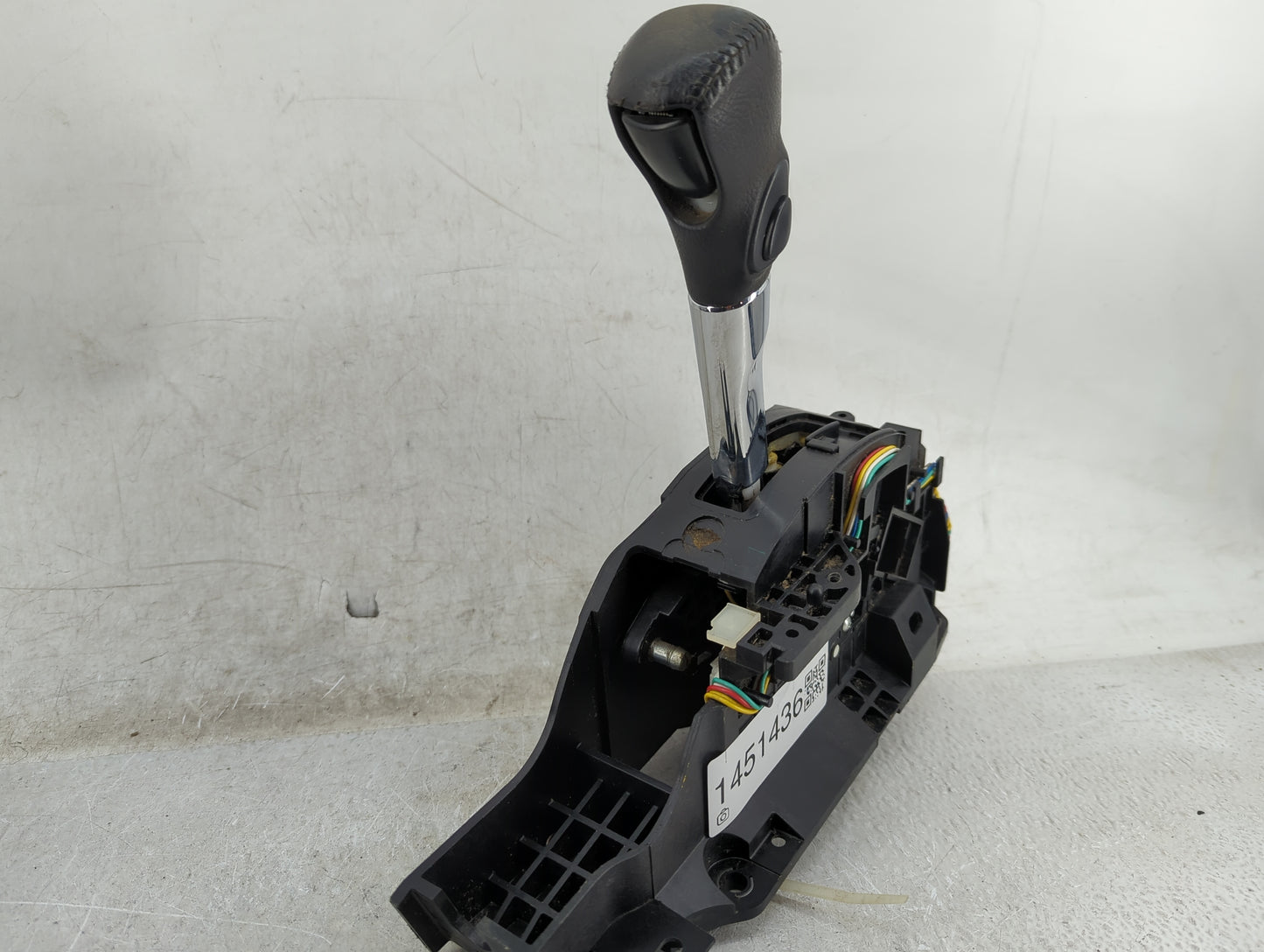 2012 Nissan Murano Floor Console Assembly Shifter - Oemusedautoparts1.com