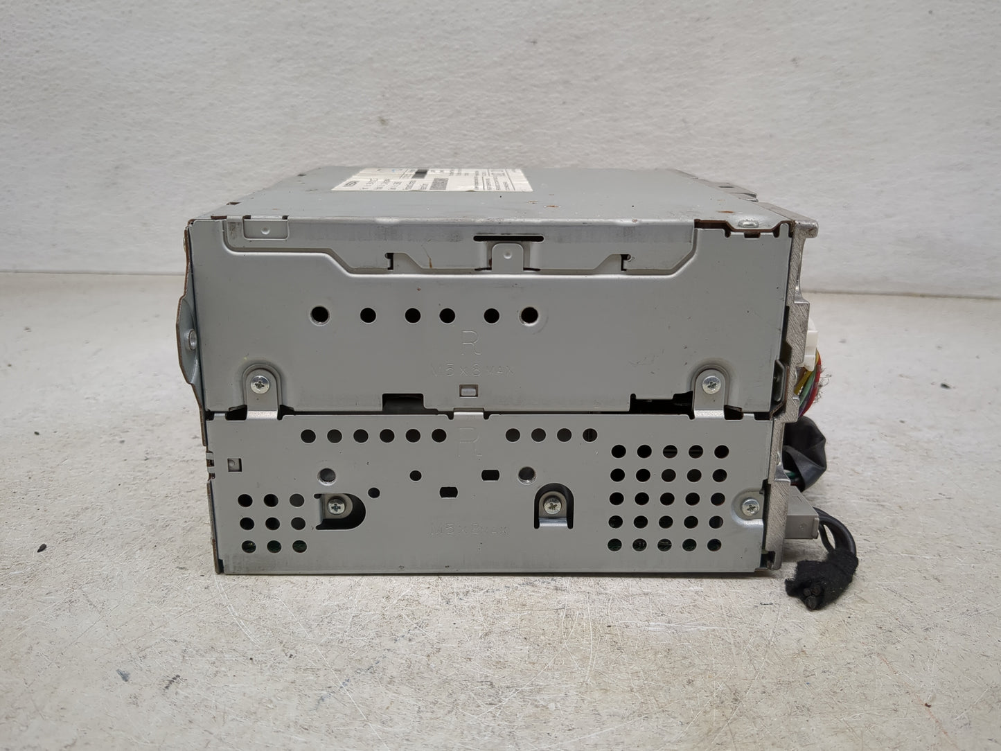 2011-2012 Nissan Murano Radio AM FM Cd Player Receiver Replacement P/N:2591A ZX77D CV-VN1060AD Fits Fits 2011 2012 OEM Used 