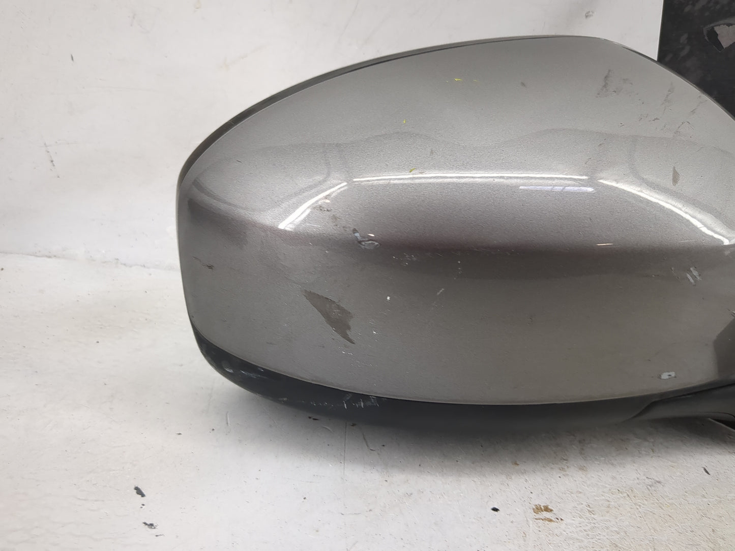 2009-2014 Nissan Murano Passenger Side View Mirror - Right Door Mirror OEM Used - Oemusedautoparts1.com