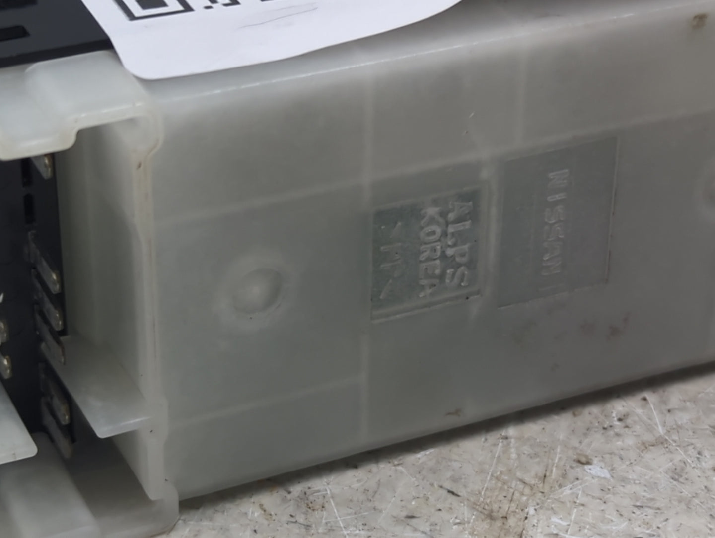 2011-2013 Nissan Murano Passenger Right Power Window Switch 1494511 - Oemusedautoparts1.com