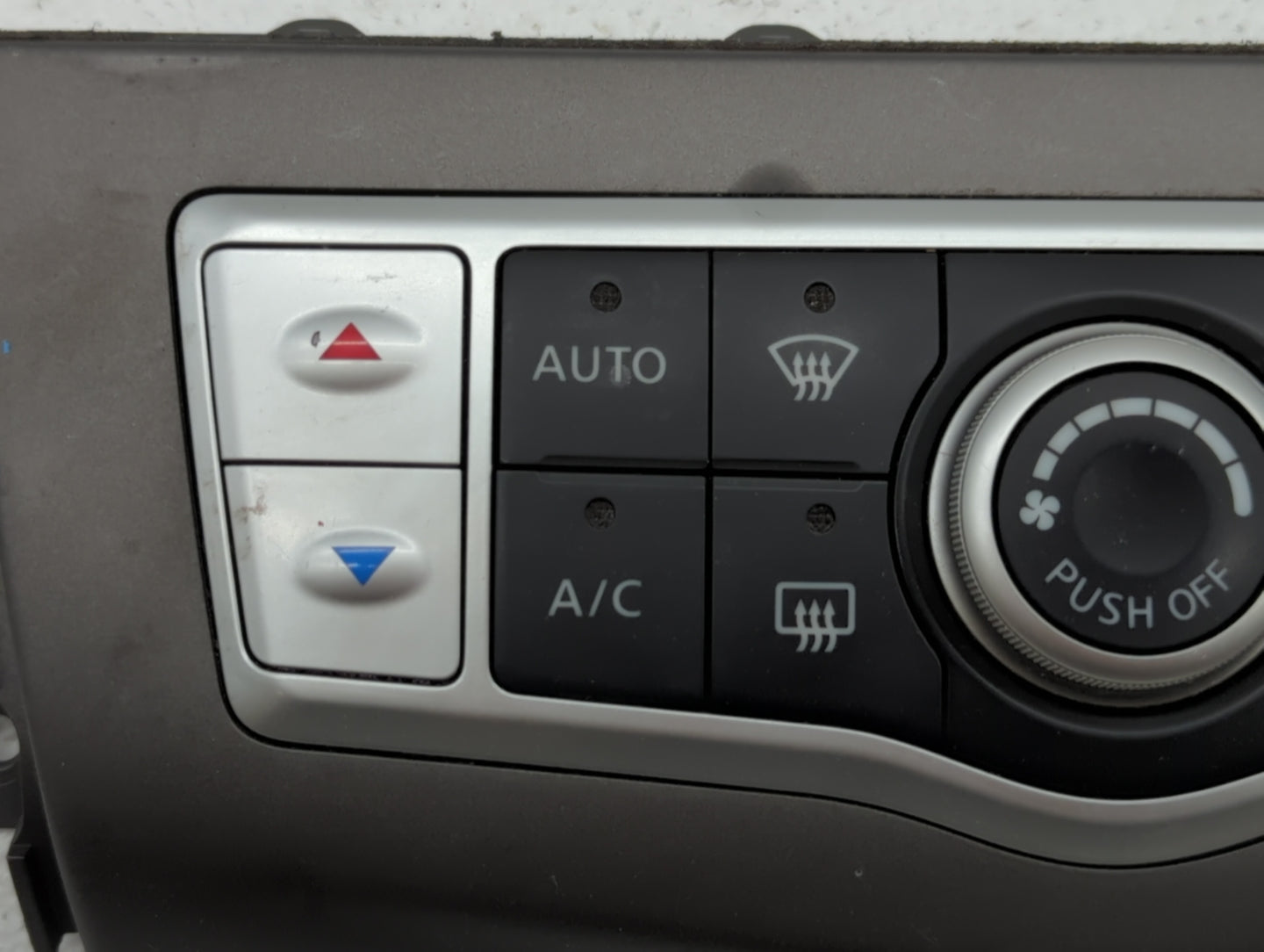 2010-2014 Nissan Murano Climate Control Module Temperature AC/Heater Replacement P/N:1GR0A 210140 27500 1V40A Fits OEM Used 