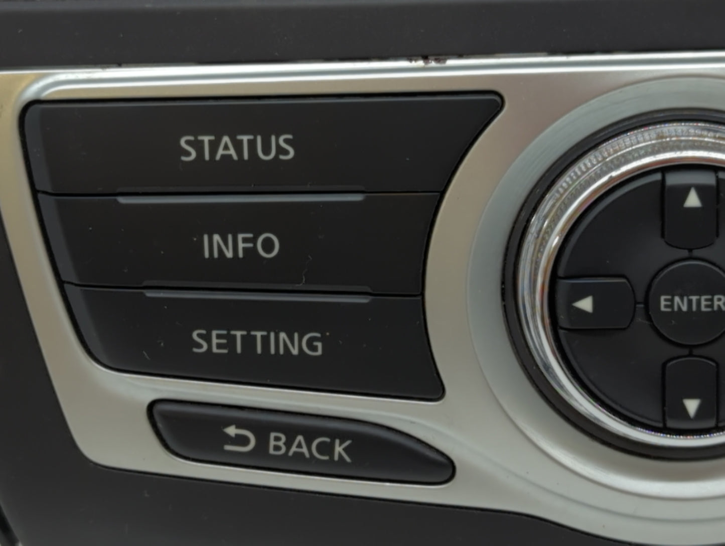 2011-2014 Nissan Murano Radio Control Panel - Oemusedautoparts1.com