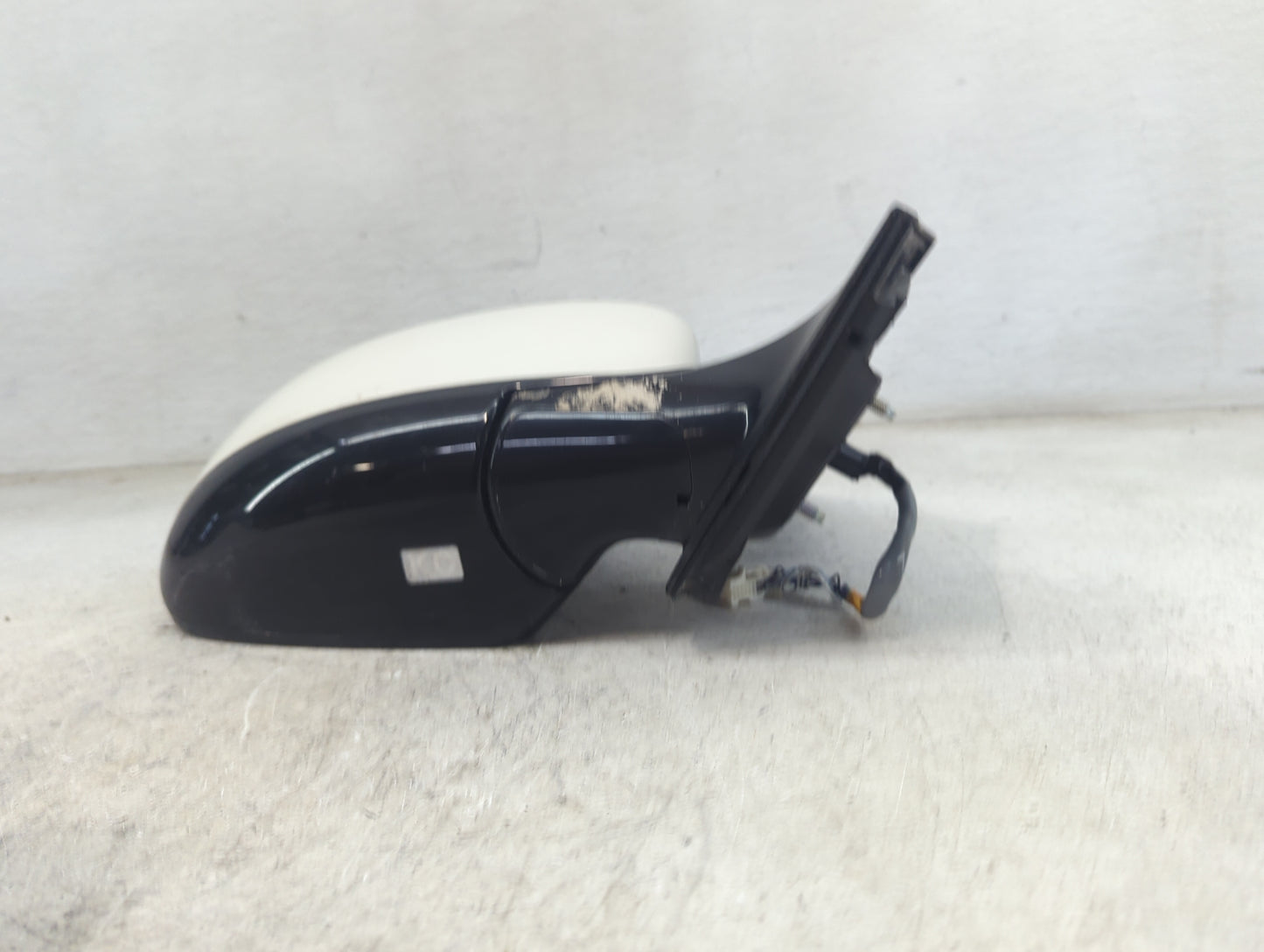 2009-2014 Nissan Murano Passenger Side View Mirror - Right Door Mirror OEM Used - Oemusedautoparts1.com