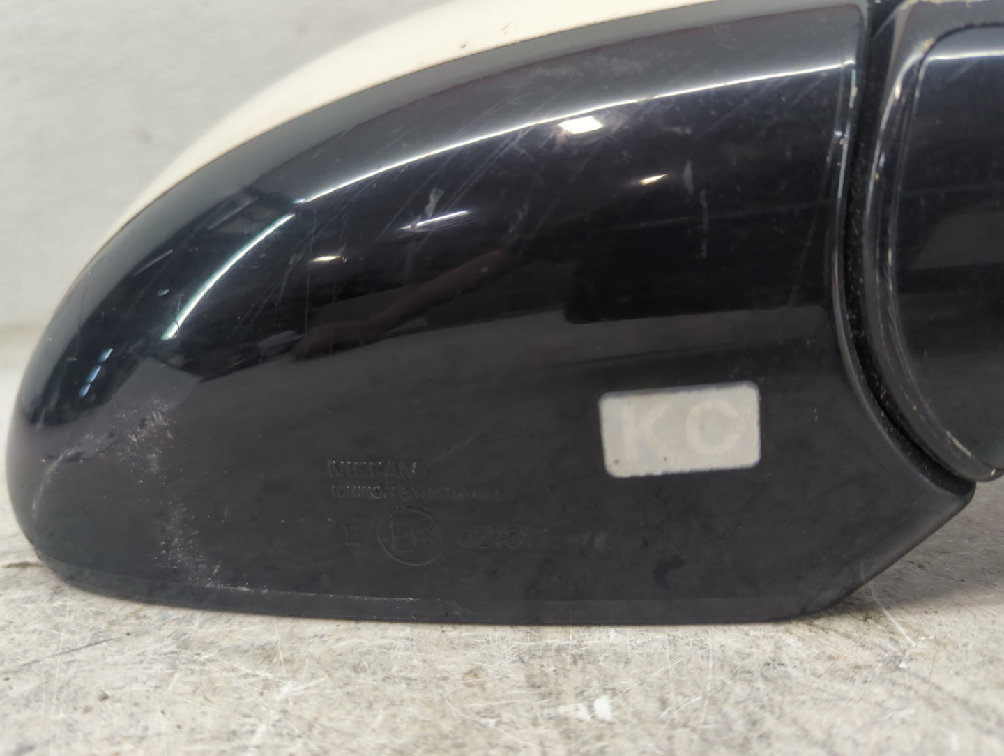 2009-2014 Nissan Murano Passenger Side View Mirror - Right Door Mirror OEM Used - Oemusedautoparts1.com