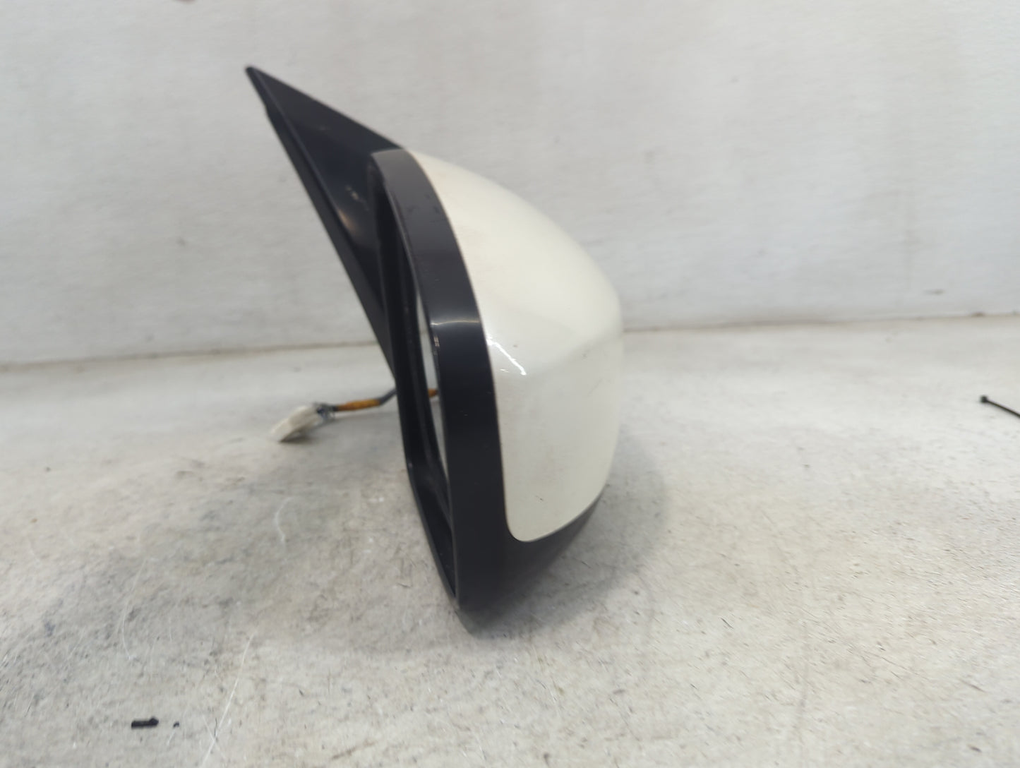 2009-2014 Nissan Murano Passenger Side View Mirror - Right Door Mirror OEM Used - Oemusedautoparts1.com